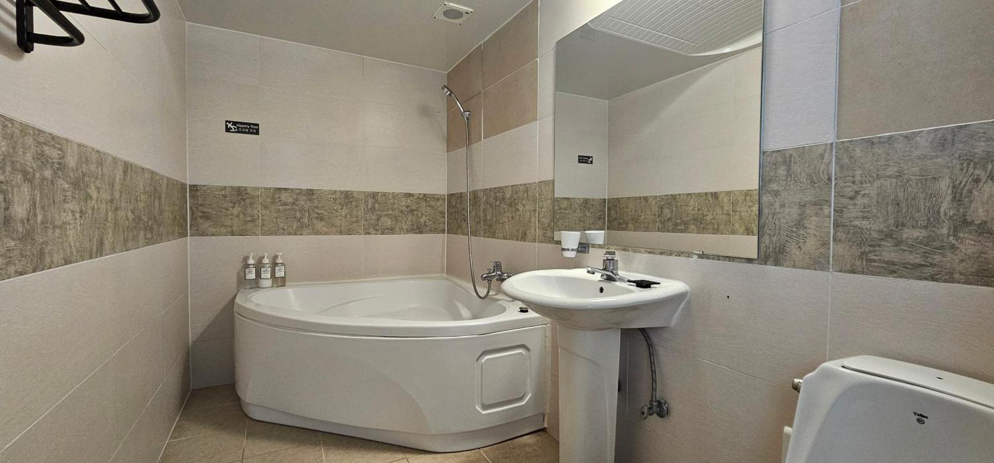 Hansan Hotel Tongyeong Zewnętrze zdjęcie